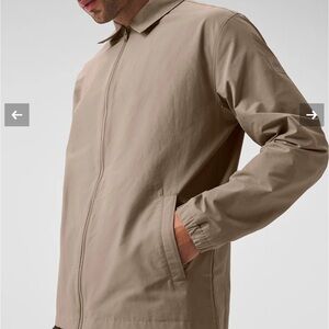 Alo Torrent Overshirt in Gravel